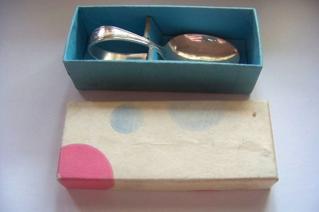 Carlton Bent Handle Baby Spoon & Box Silver Plated Carlton Bent Handle Baby Spoon & Box Silver Plated
