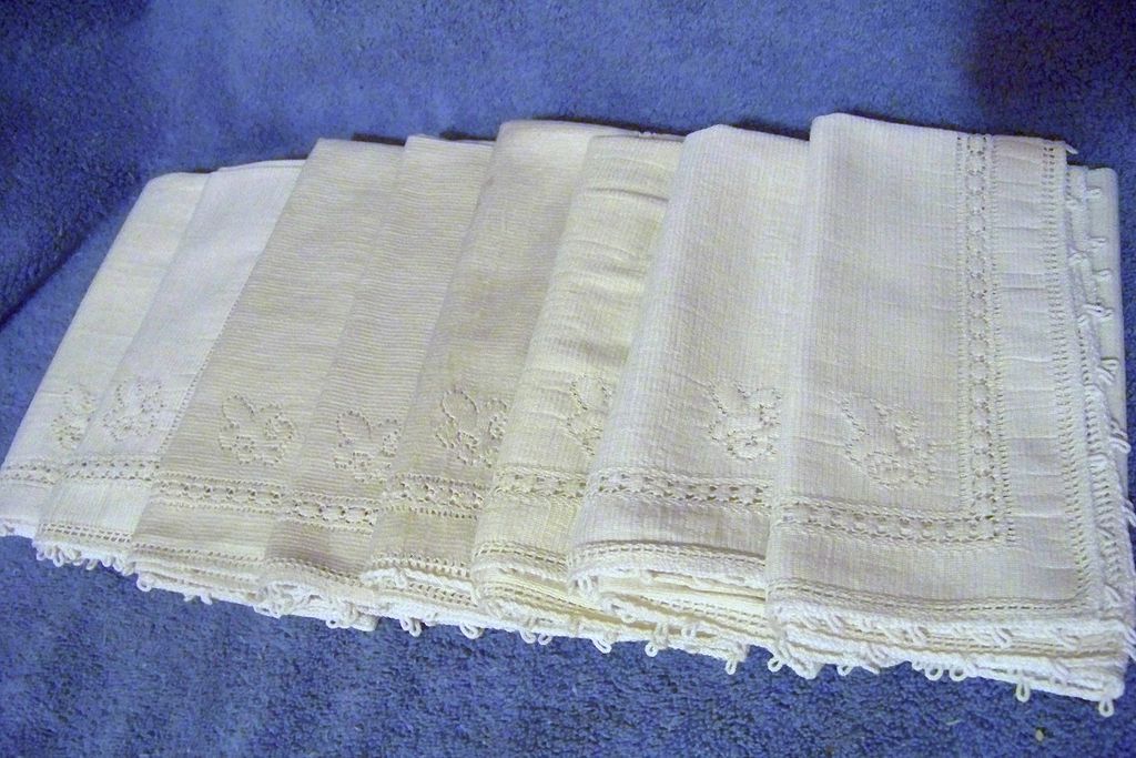 8 Vintage Off White Linen Napkins 17"+16" 8 Vintage Off White Linen Napkins 17"+16"