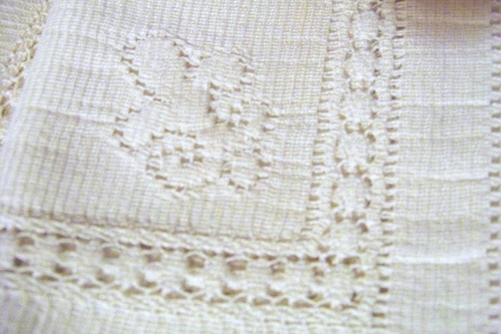 8 Vintage Off White Linen Napkins 17"+16" 8 Vintage Off White Linen Napkins 17"+16"