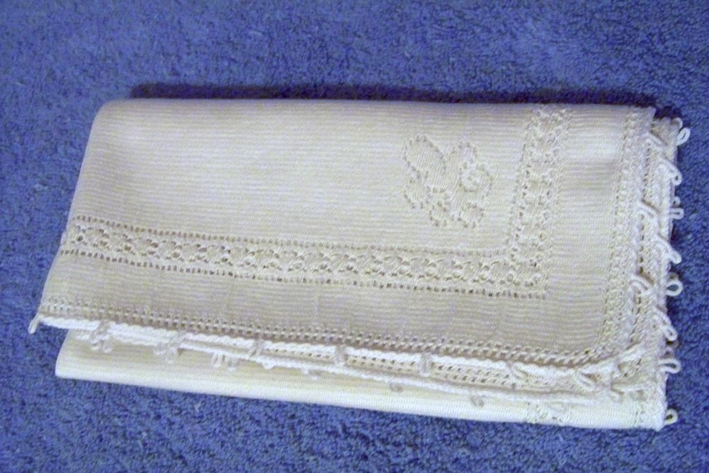 8 Vintage Off White Linen Napkins 17"+16" 8 Vintage Off White Linen Napkins 17"+16"