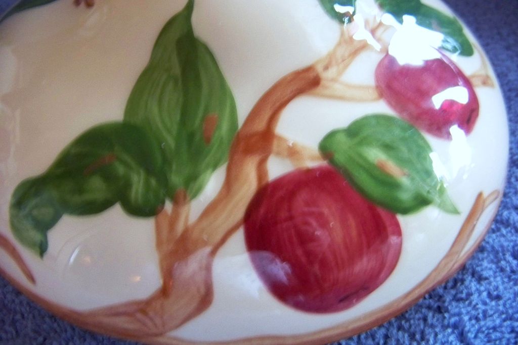 Vintage Franciscan Red Apple Covered Soup Tureen Mint USA Vintage Franciscan Red Apple Covered Soup Tureen Mint USA