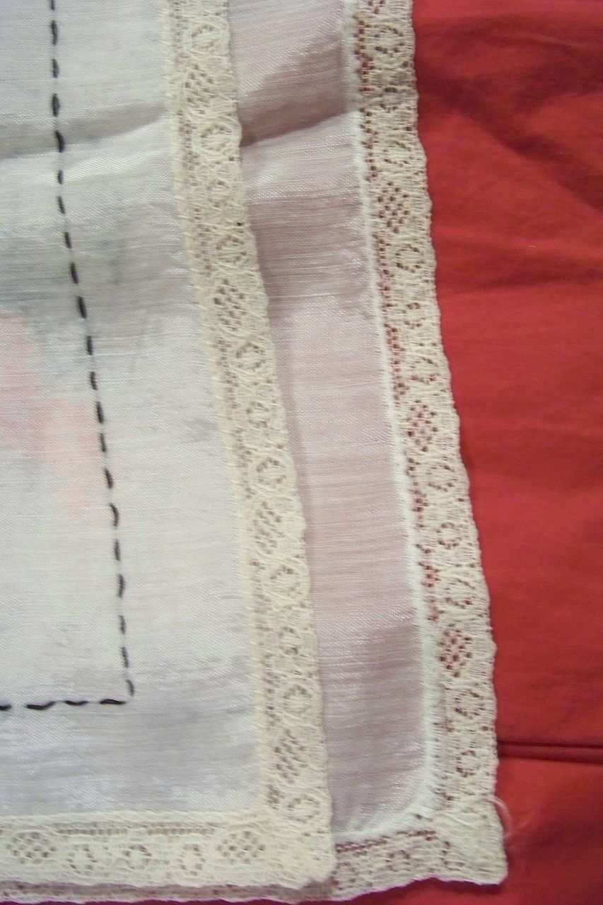 Vintage Embroidery Table Runner Dresser Scarf W Lace Vintage Embroidery Table Runner Dresser Scarf W Lace