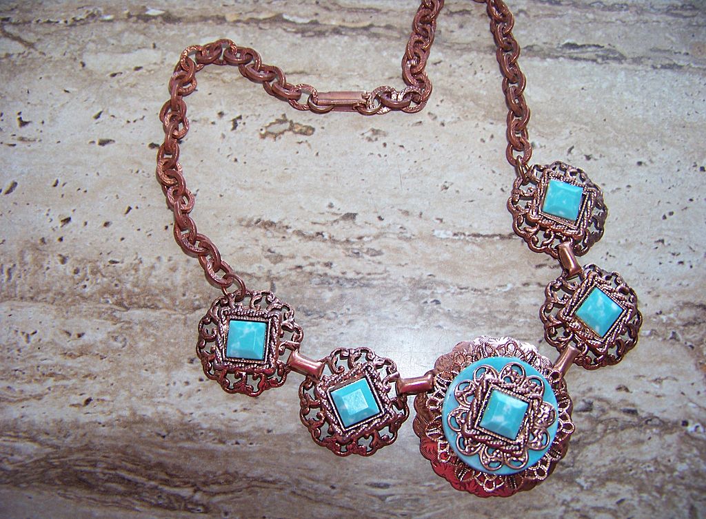 Vintage Copper & Faux Turquoise Necklace Vintage Copper & Faux Turquoise Necklace