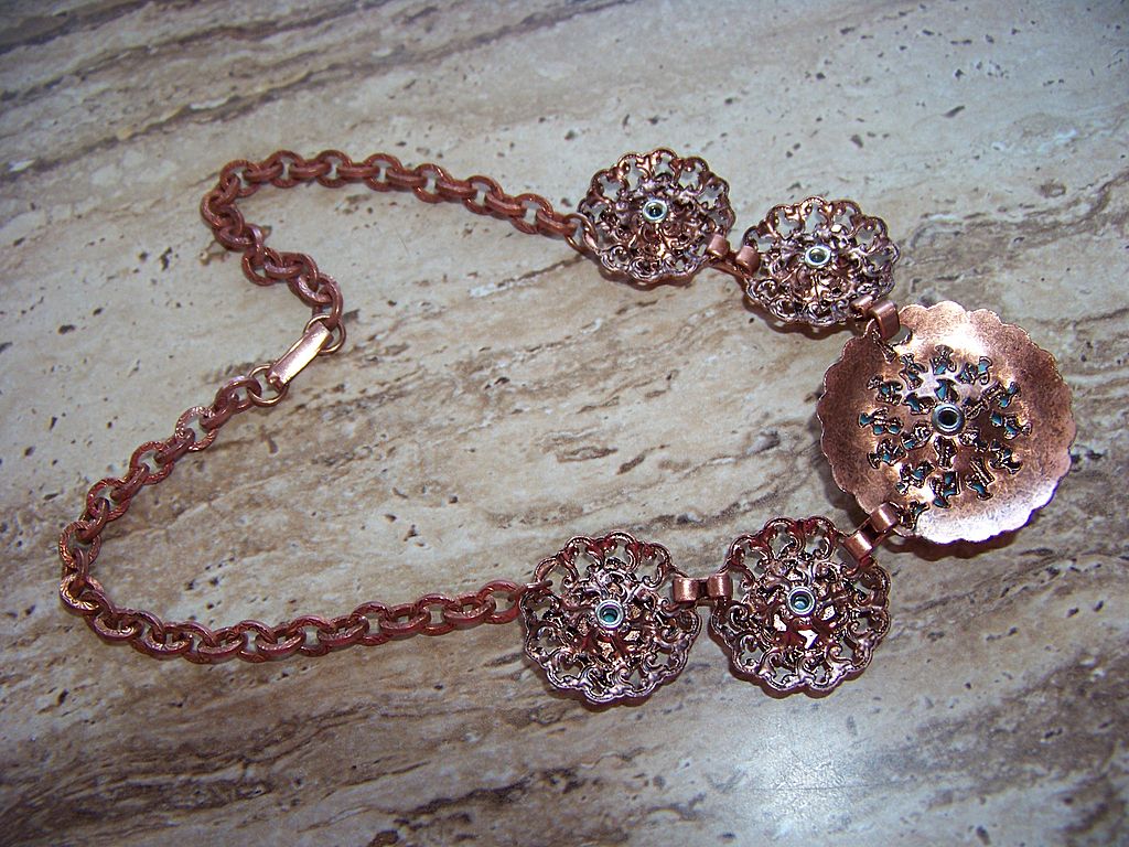 Vintage Copper & Faux Turquoise Necklace Vintage Copper & Faux Turquoise Necklace