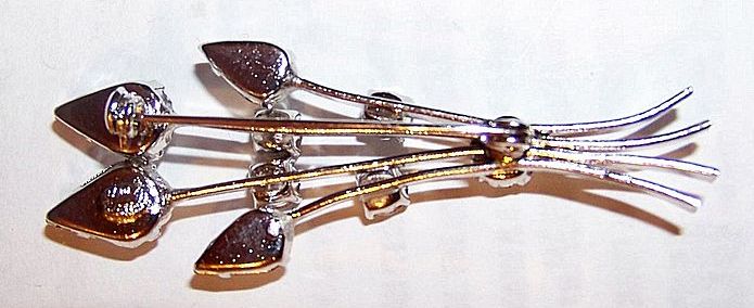 Austrian Clear Crystal Floral Brooch Pin Austrian Clear Crystal Floral Brooch Pin