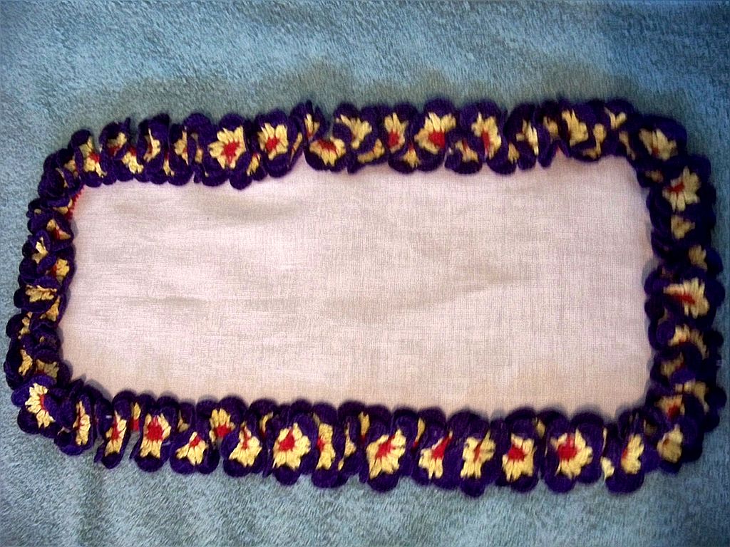 Linen & Crochet Floral Dresser Scarf Linen & Crochet Floral Dresser Scarf