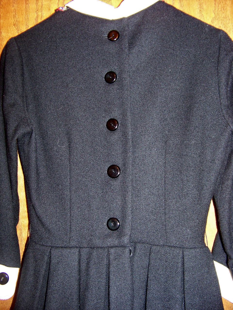 Vintage Black Wool Dress, W White Cuffs & Collar S 7 Vintage Black Wool Dress, W White Cuffs & Collar S 7