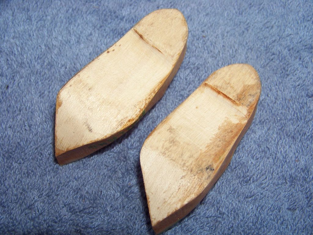 Miniature Pair Of Wooden Hand Carved Shoes, Holland Miniature Pair Of Wooden Hand Carved Shoes, Holland