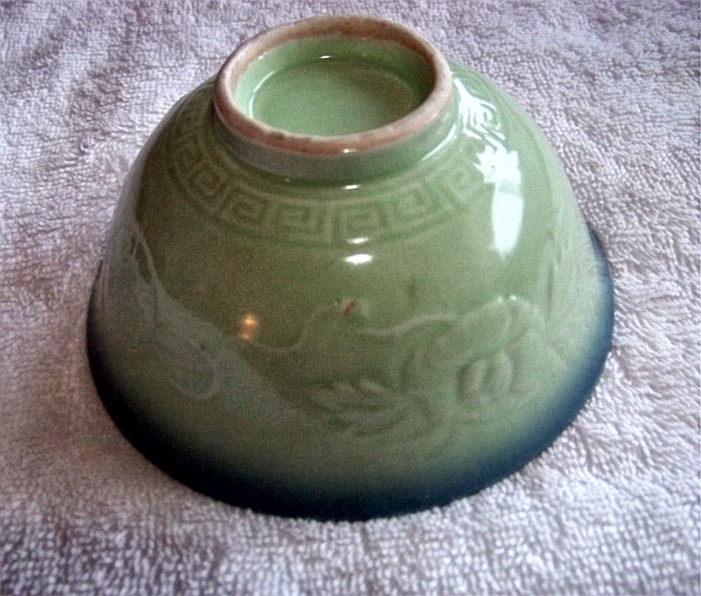 Beautiful Asian, Antique Green & Blue Ceramic Rice Bowl W Foo Dog Or Lion Beautiful Asian, Antique Green & Blue Ceramic Rice Bowl W Foo Dog Or Lion