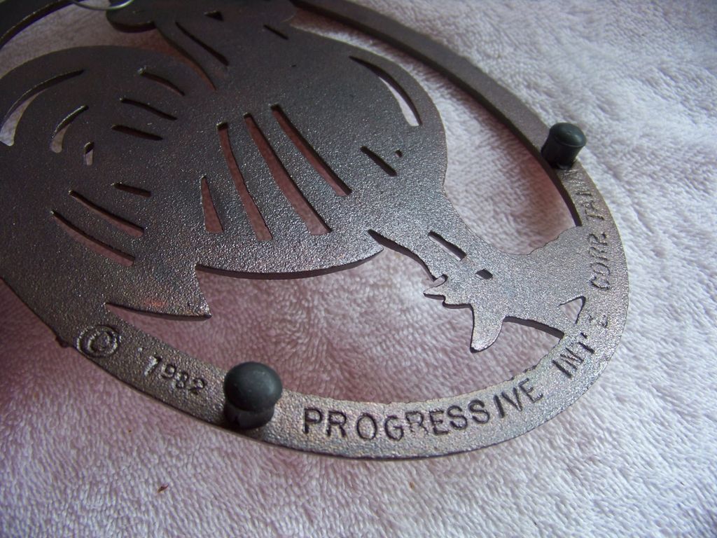 Cast Iron & Copper Progressive Int. Rooster Trivet 1982 Cast Iron & Copper Progressive Int. Rooster Trivet 1982