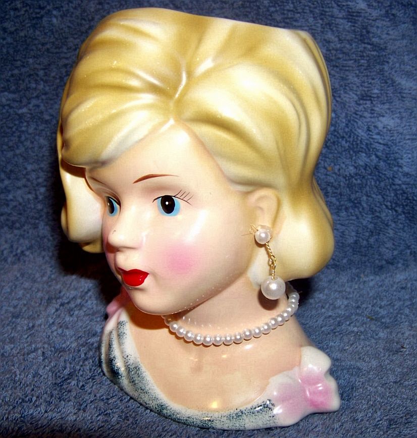 Large, Rubens Ladies Head Vase, #2104 Large, Rubens Ladies Head Vase, #2104
