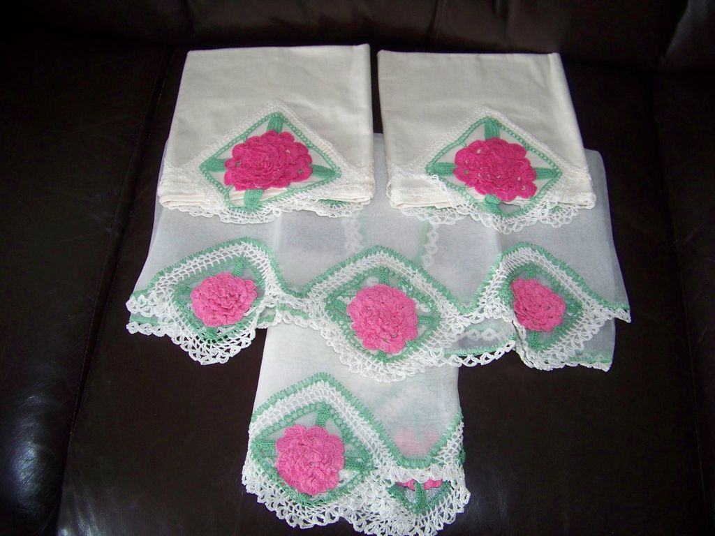 4 Piece Crochet Pillow & Matching Dresser Set, Pink Roses 4 Piece Crochet Pillow & Matching Dresser Set, Pink Roses