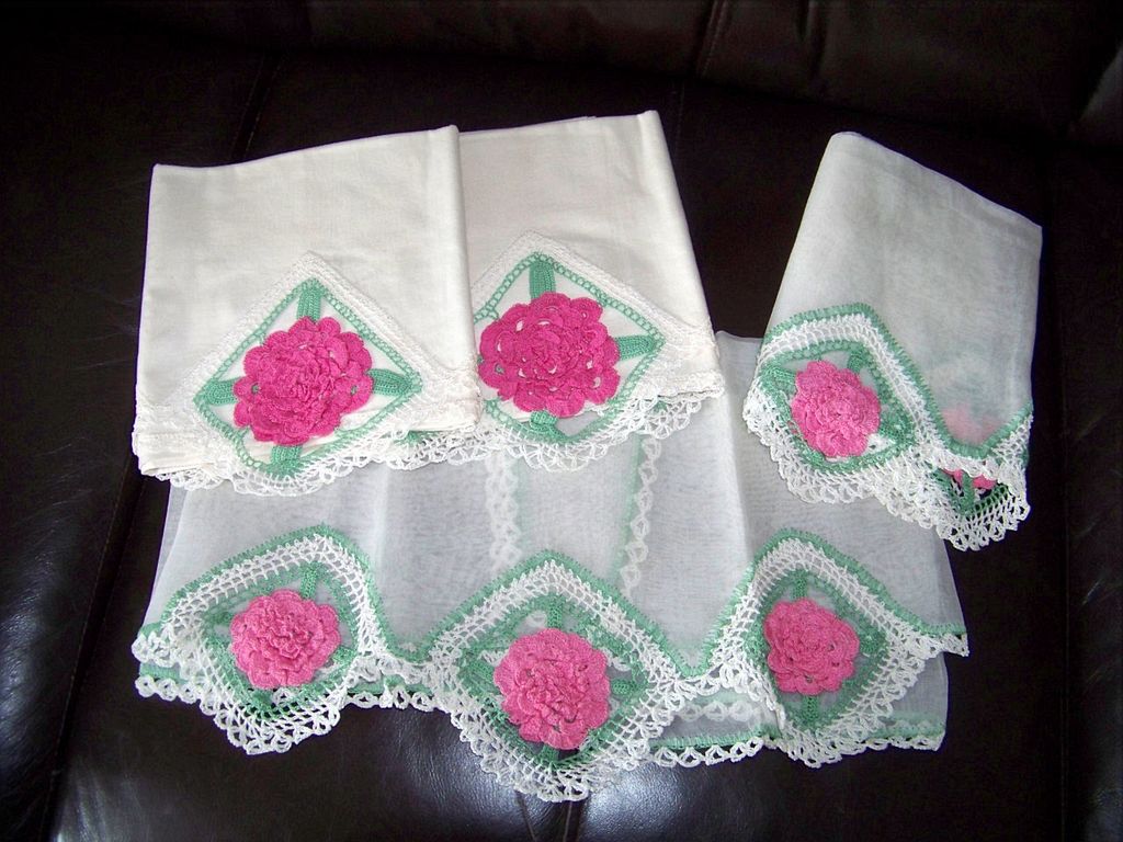 4 Piece Crochet Pillow & Matching Dresser Set, Pink Roses 4 Piece Crochet Pillow & Matching Dresser Set, Pink Roses