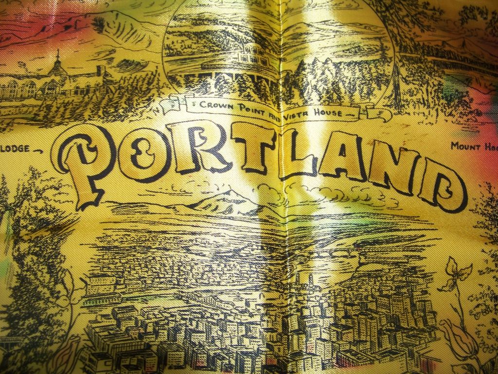 Historical, Portland Oregon The Rose City, Silk Pillow Cover, Souvenir Historical, Portland Oregon The Rose City, Silk Pillow Cover, Souvenir