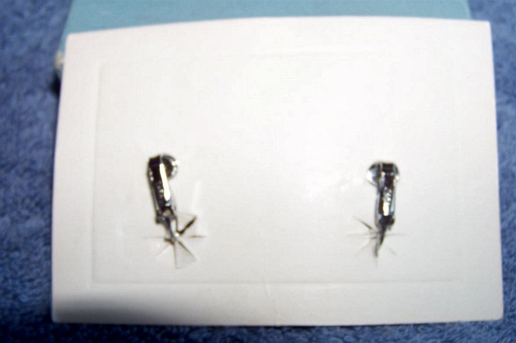 Tara, New York, Rhinestone & Faux Pearl Clip Earrings In Box Tara, New York, Rhinestone & Faux Pearl Clip Earrings In Box