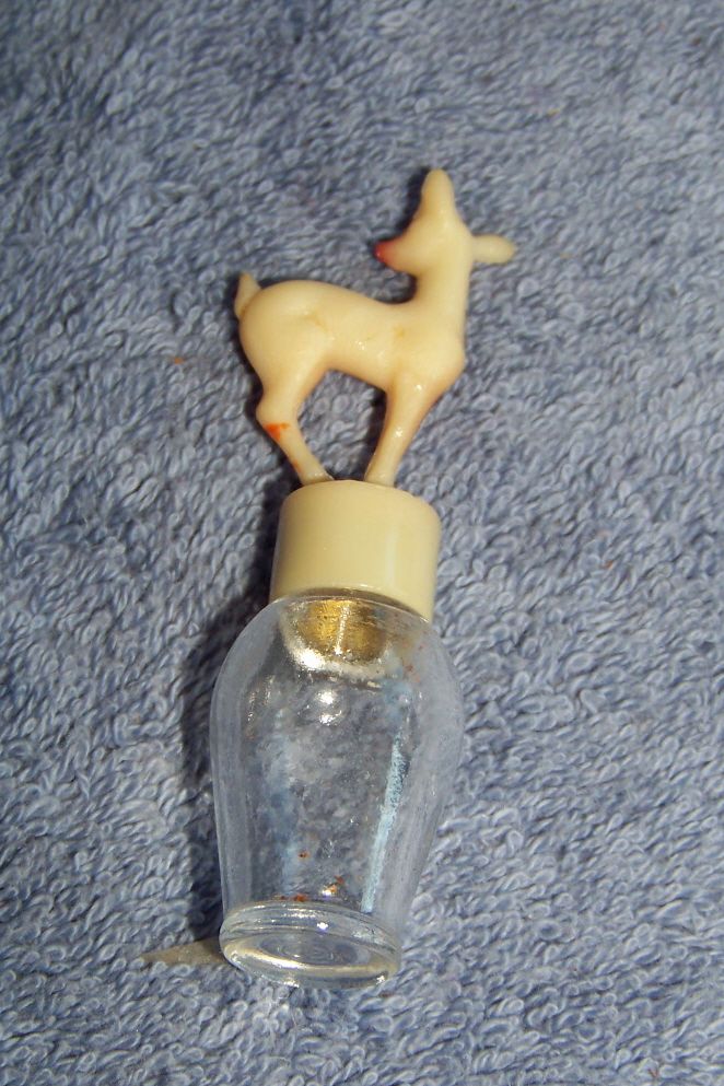 Plastic Deer Lid, Glass Perfume Bottle Plastic Deer Lid, Glass Perfume Bottle