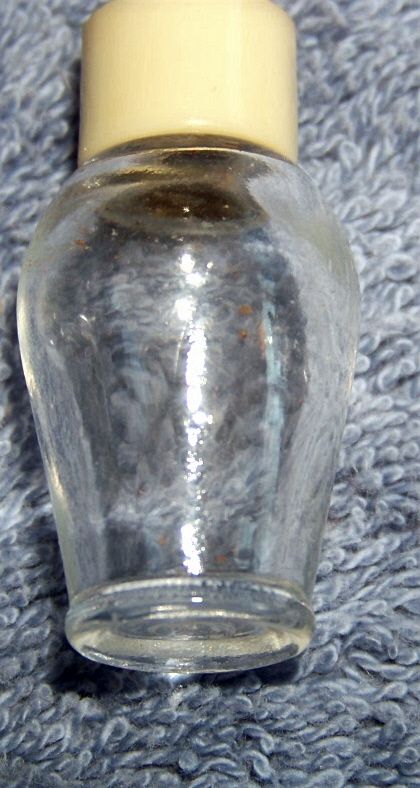 Plastic Deer Lid, Glass Perfume Bottle Plastic Deer Lid, Glass Perfume Bottle