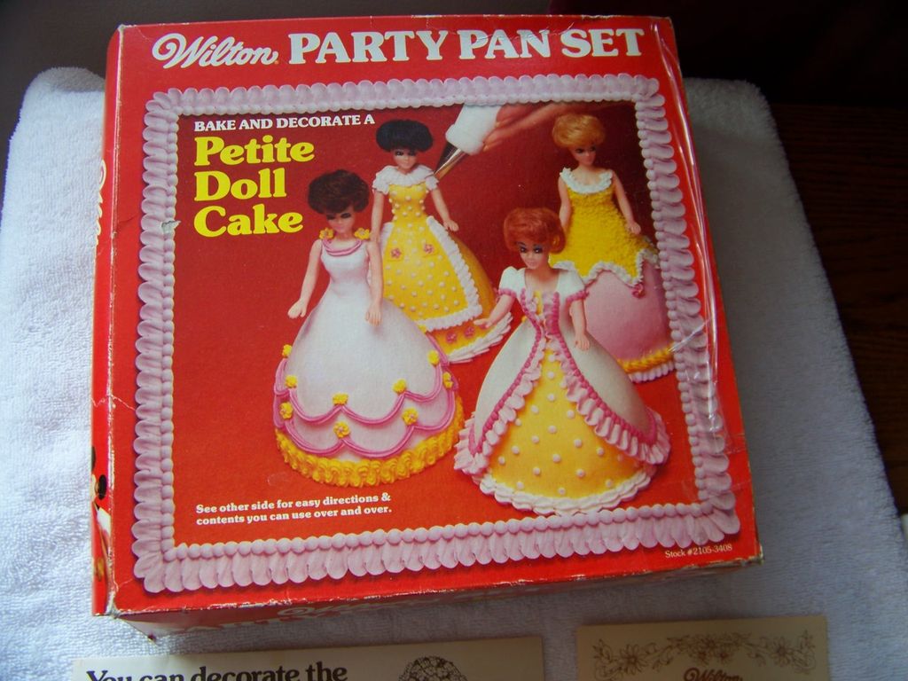 1971 Wilton Party Pan Set, Petite Doll Cakes W Dolls Mold Barbie 1971 Wilton Party Pan Set, Petite Doll Cakes W Dolls Mold Barbie