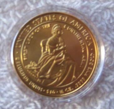 Martha Washington 2007 First Spouse Gold Coin & Box Martha Washington 2007 First Spouse Gold Coin & Box