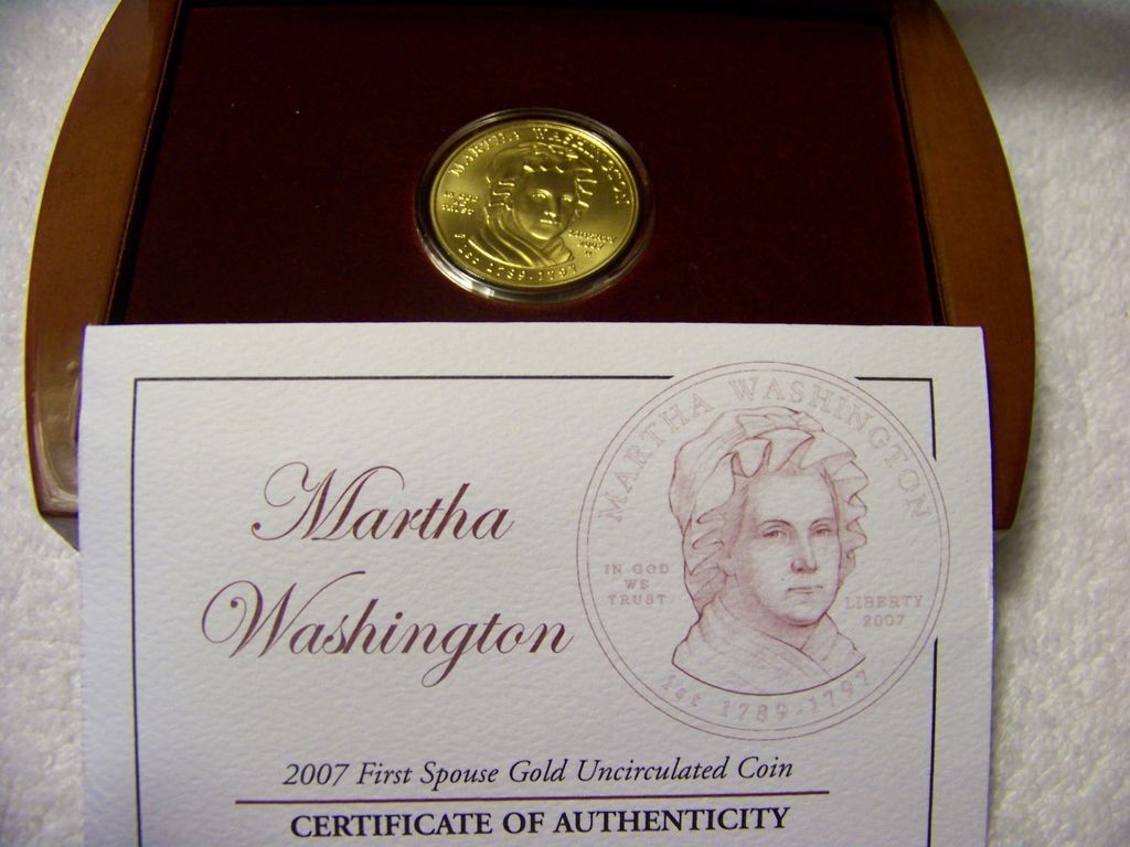 Martha Washington 2007 First Spouse Gold Coin & Box Martha Washington 2007 First Spouse Gold Coin & Box