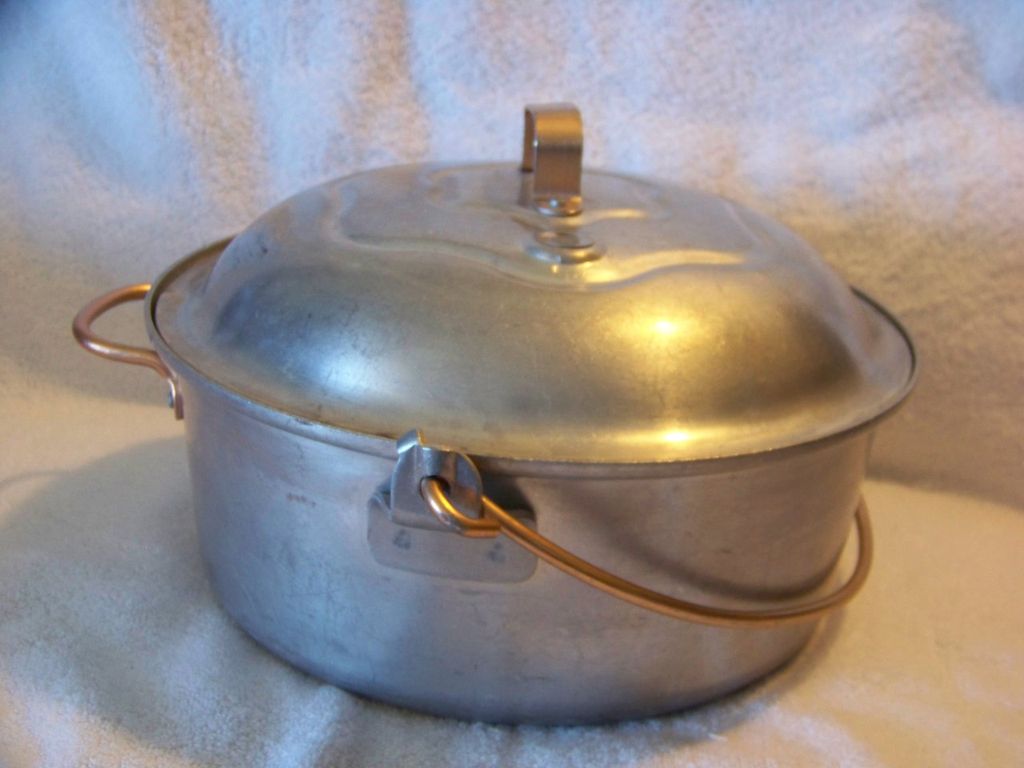 Aluminum Pan W Copper Covered Handles & Lid Aluminum Pan W Copper Covered Handles & Lid