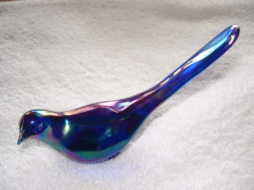 Fenton Blue Iridescent Hand Made Bird Fenton Blue Iridescent Hand Made Bird