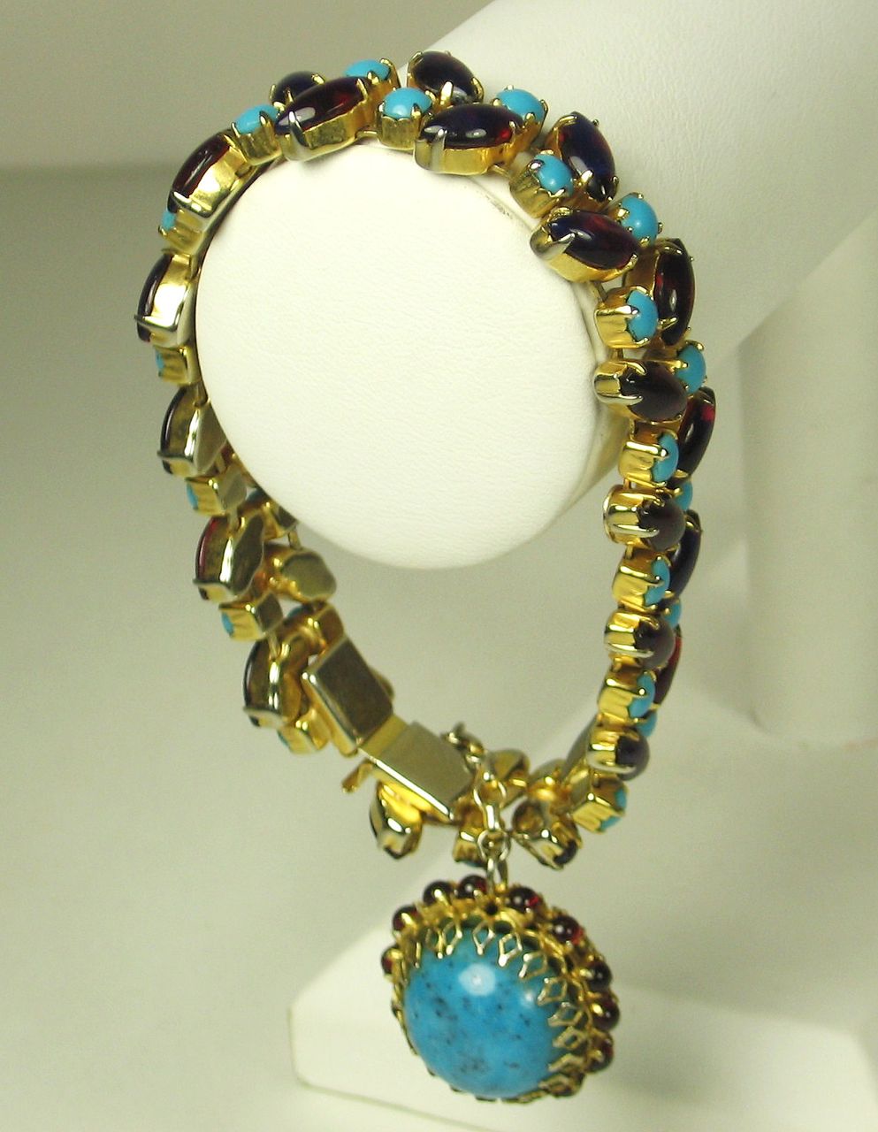 Vintage Hattie Carnegie Turquoise Glass Cabochon Bracelet Vintage Hattie Carnegie Turquoise Glass Cabochon Bracelet