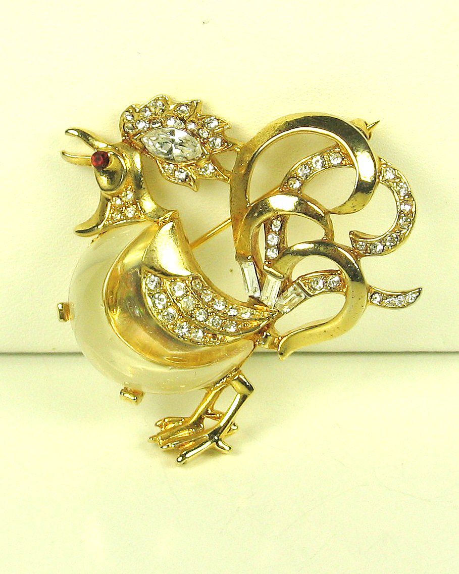 Trifari Lucite Jelly Belly Rooster Pin Trifari Lucite Jelly Belly Rooster Pin