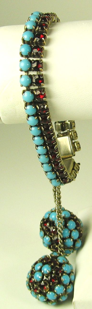 Hattie Carnegie Turquoise Colored Glass Bead and Red Rhinestone Bracelet Hattie Carnegie Turquoise Colored Glass Bead and Red Rhinestone Bracelet