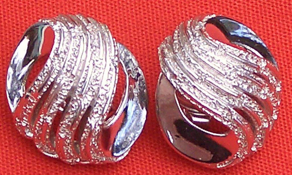 Silver Tone Trifari Crown Earrings Clip style Silver Tone Trifari Crown Earrings Clip style