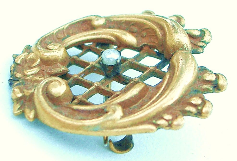 Spectacular Dimensional Victorian Gold Filled Pin with Seed Pearl Spectacular Dimensional Victorian Gold Filled Pin with Seed Pearl