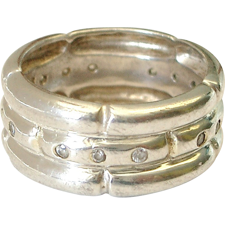 925 Sterling Silver and CZ's Chunky Ring Nice! 925 Sterling Silver and CZ's Chunky Ring Nice!