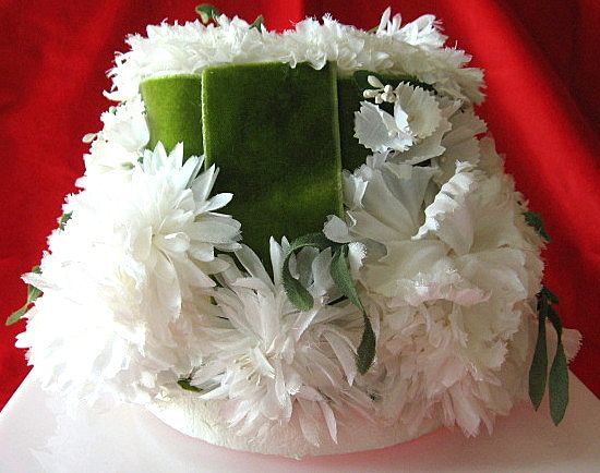 Vintage White Flower Hat with Green Ribbons Vintage White Flower Hat with Green Ribbons