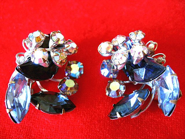 Beau Jewels Beaujewels Sapphire Rhinestone Earrings Beau Jewels Beaujewels Sapphire Rhinestone Earrings