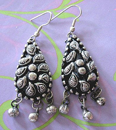 Puffy Tear Drop Dangle Earrings with Hanging Silver Tone Balls Puffy Tear Drop Dangle Earrings with Hanging Silver Tone Balls
