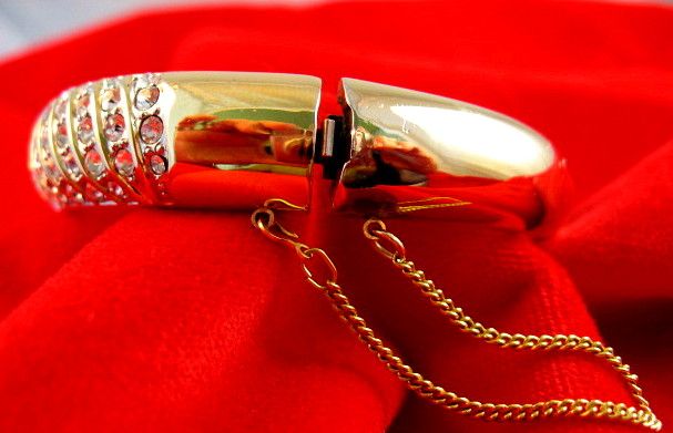Gold Tone Rhinestone Bangle Bracelet Gold Tone Rhinestone Bangle Bracelet