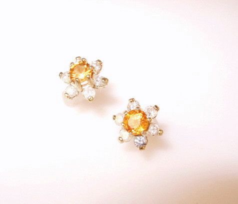 1.64ct Mandarin Spessartite Garnet and Diamond 14K Gold Cluster Earrings 1.64ct Mandarin Spessartite Garnet and Diamond 14K Gold Cluster Earrings