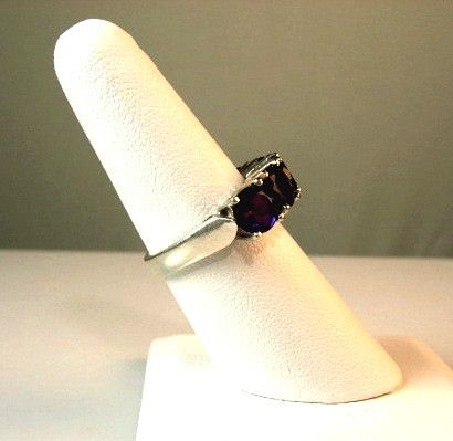3.50ctw Amethyst Classic Style Sterling Silver Ring 3.50ctw Amethyst Classic Style Sterling Silver Ring