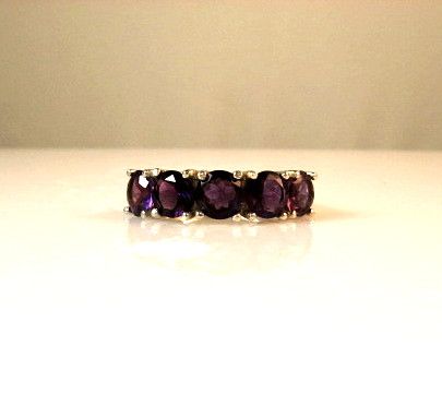 3.50ctw Amethyst Classic Style Sterling Silver Ring 3.50ctw Amethyst Classic Style Sterling Silver Ring