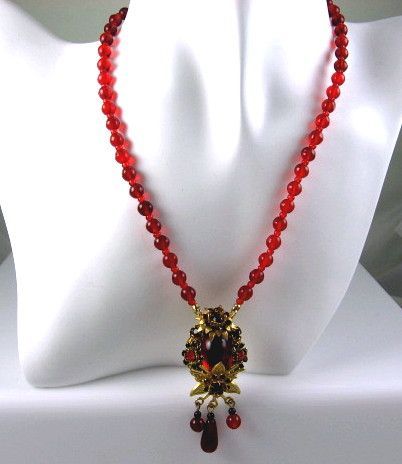 Red Glass and Golden Flower Drippy Necklace Earring Set Red Glass and Golden Flower Drippy Necklace Earring Set