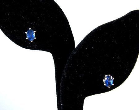 1.20ctw Blue Sapphire 14K White Gold Post Earrings 1.20ctw Blue Sapphire 14K White Gold Post Earrings