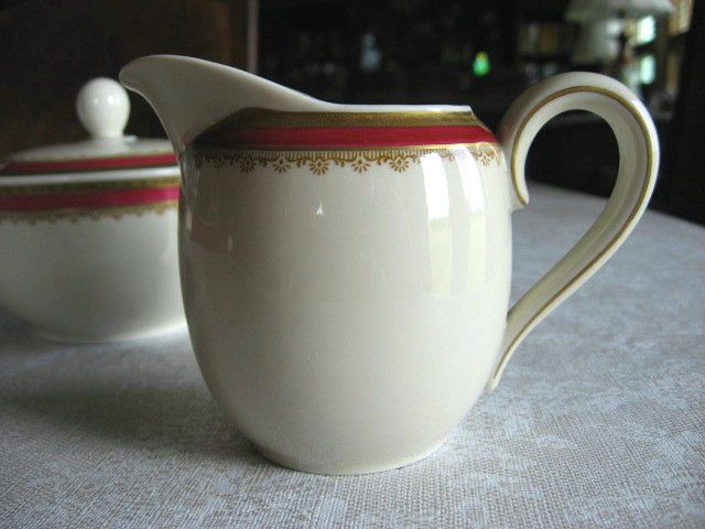 Hutschenreuther Selb Bavaria Turvel Creamer Hutschenreuther Selb Bavaria Turvel Creamer