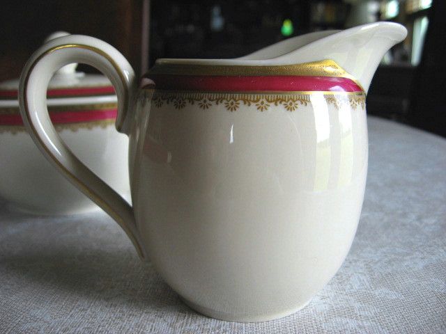 Hutschenreuther Selb Bavaria Turvel Creamer Hutschenreuther Selb Bavaria Turvel Creamer
