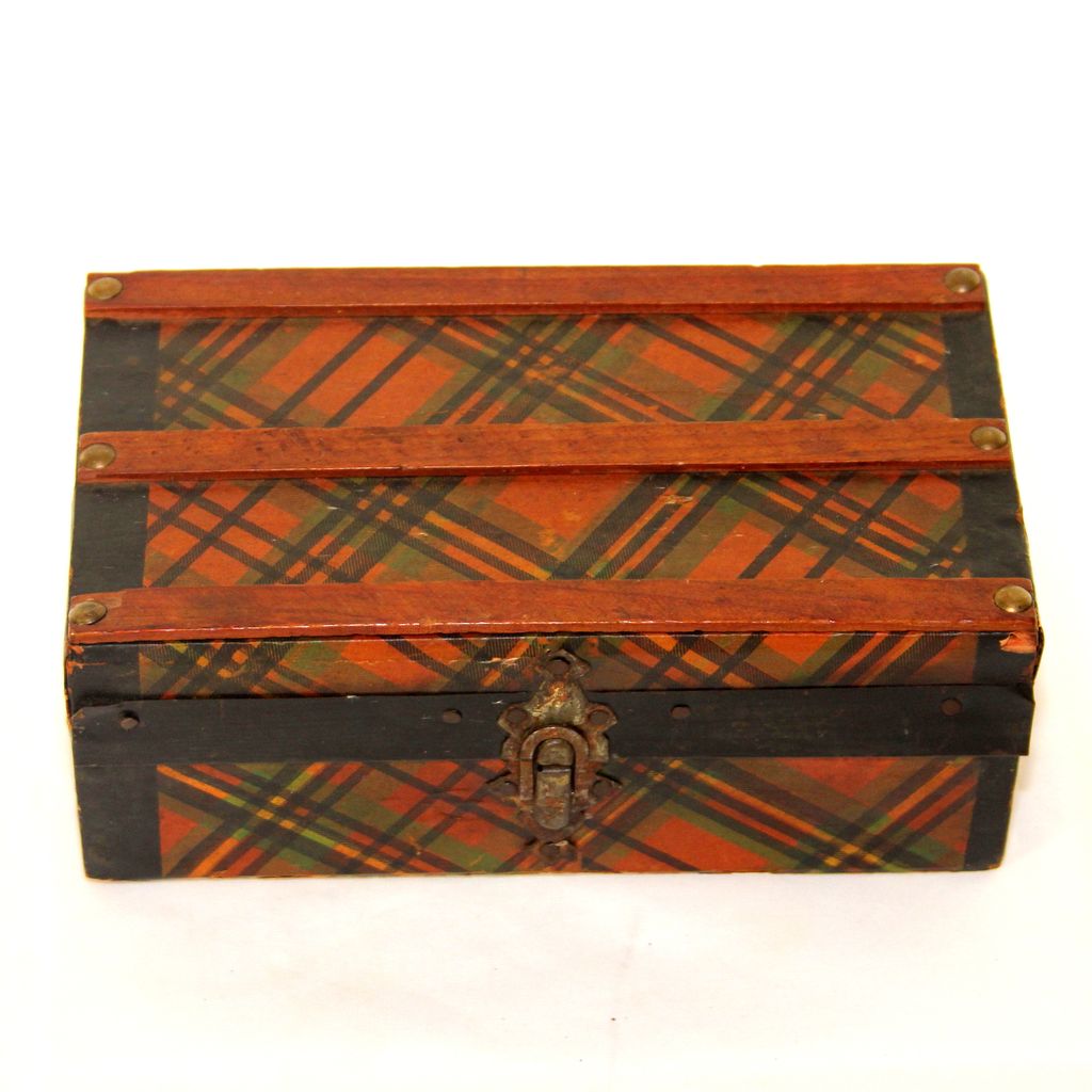 Unusual Tartan Ware letter/pen box Unusual Tartan Ware letter/pen box