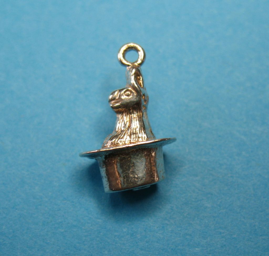Vintage Sterling Silver Bunny In A Hat Charm Vintage Sterling Silver Bunny In A Hat Charm