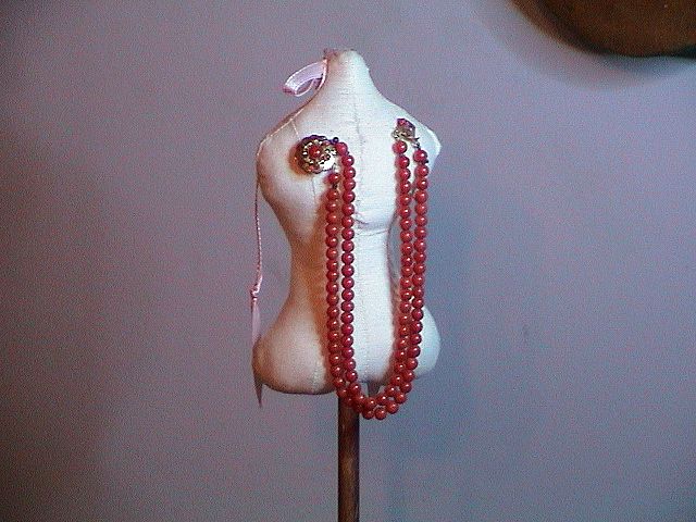 Antique 2 Strand Dutch Salmon Coral Bracelet with 14K Gold Clasp Antique 2 Strand Dutch Salmon Coral Bracelet with 14K Gold Clasp