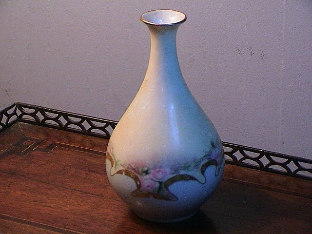 Beautiful Vintage Hand Painted Vase Beautiful Vintage Hand Painted Vase