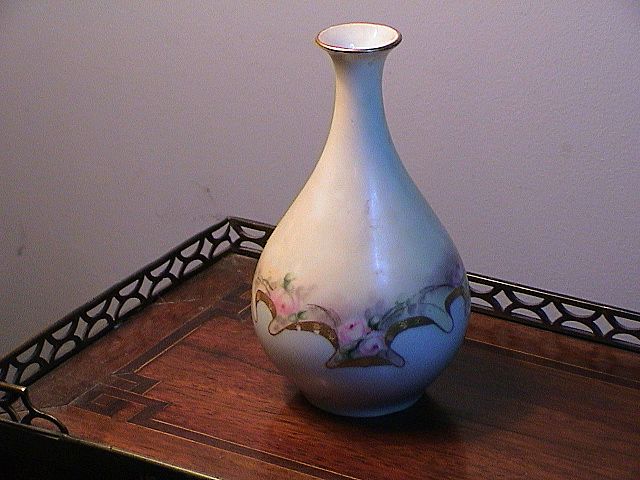 Beautiful Vintage Hand Painted Vase Beautiful Vintage Hand Painted Vase