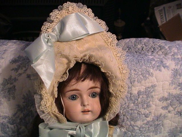 Lovely Dress & hat for 20" - 21" Doll from Vintage and Antique Materials Lovely Dress & hat for 20" - 21" Doll from Vintage and Antique Materials