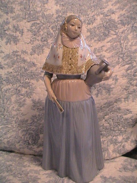 Lladro Lady Figurine Lladro Lady Figurine
